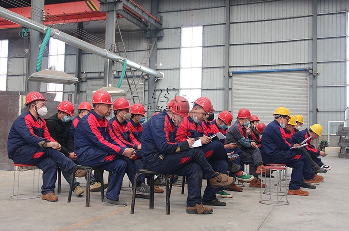 車間安全教育現場