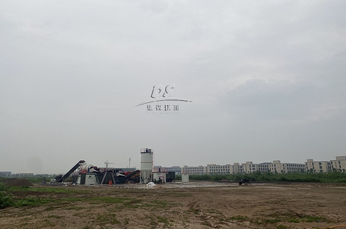 土壤修復(fù)工程項(xiàng)目現(xiàn)場